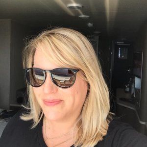 Meet your Posher, Diane